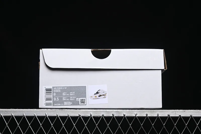All categories Nk Air Force 1 Air Force series Nk Air Force 1 Mid Air Force mid-top Nk Air Force 1'07 Mid Olive green hand-painted Hand-painted fracture Triple hook shadow Air Force 1 strap mid-top casual sneakers CW2289-111